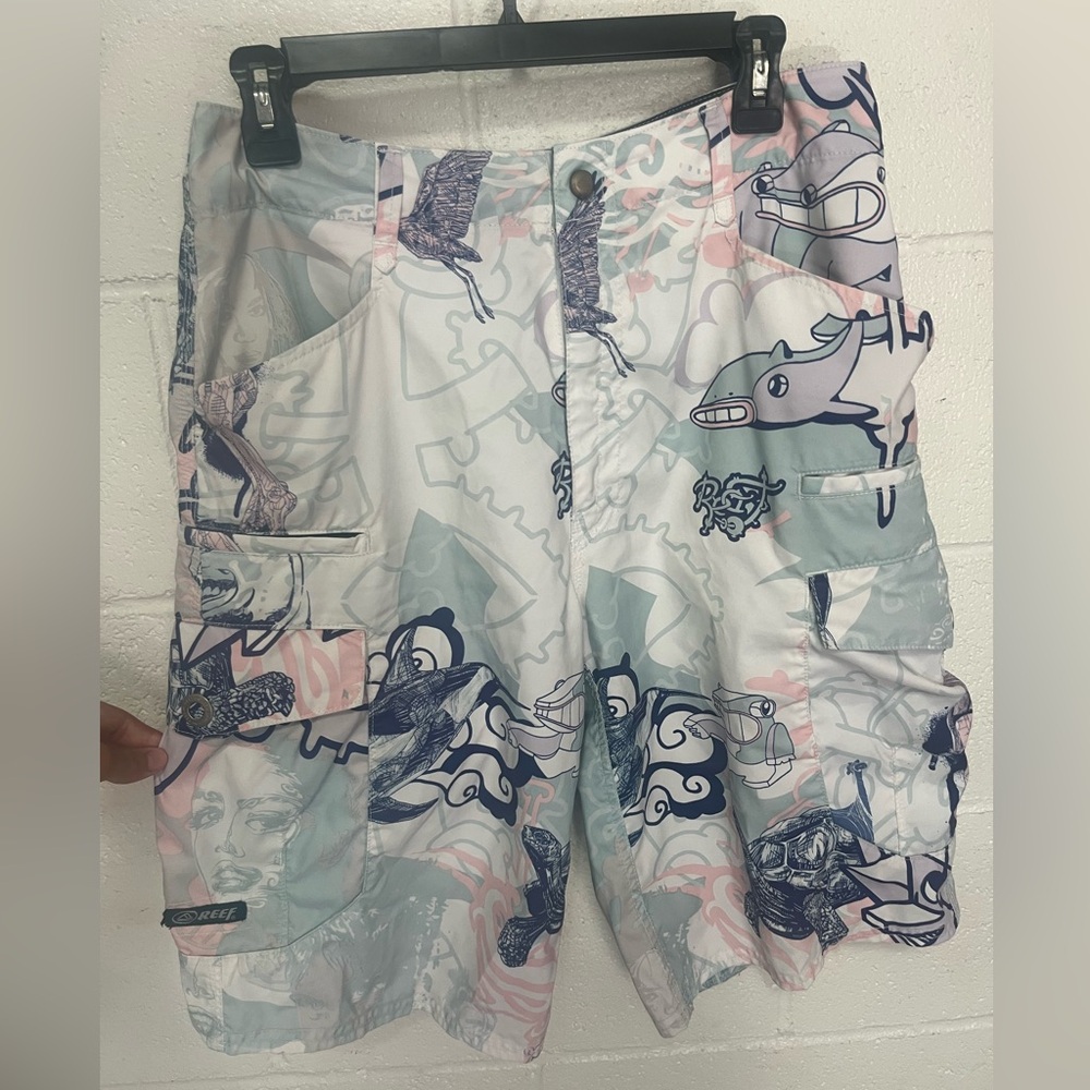 RARE VINTAGE Reef Multicolor Graphic Cargo Shorts